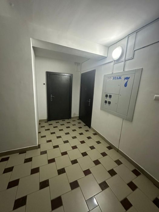 2 комнатная, 7/9, 61кв