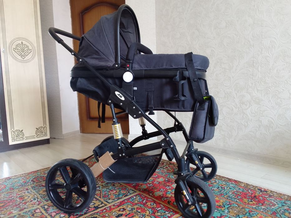 Коляска Adil новая