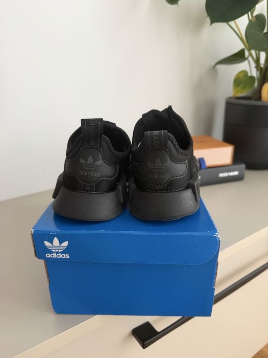 Маратонки Adidas