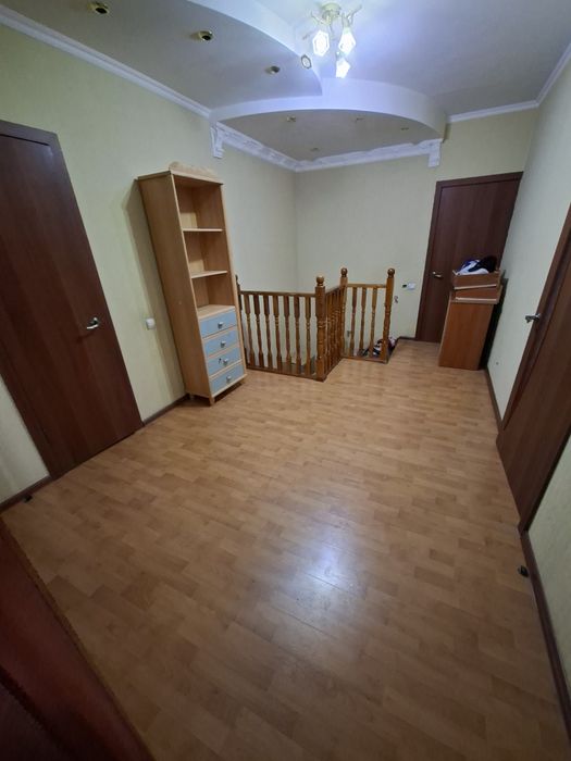 Продам 5 комн.квартиру Астана, Бараева 25
