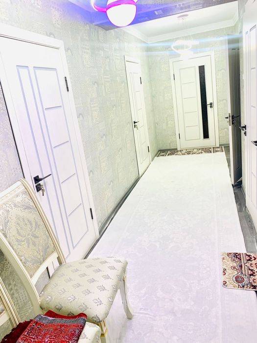 Срочно Квартира сотилади Куйлик -5 массив.Нархи келишилади.