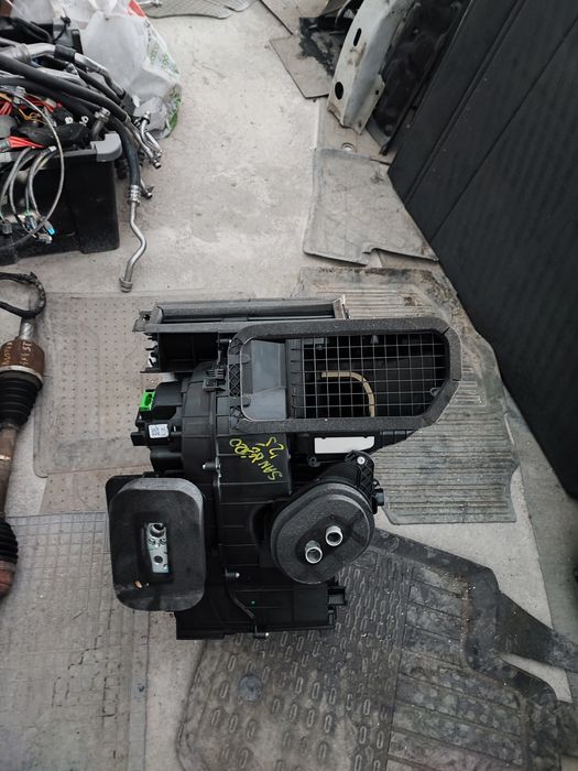 Vînd cutie climatizare dacia sandero 3 2025