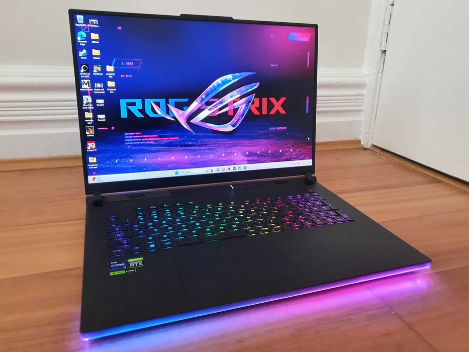 ASUS ROG Strix G18 2025v
