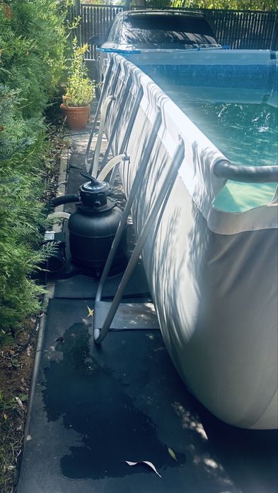 Vand piscina gradina