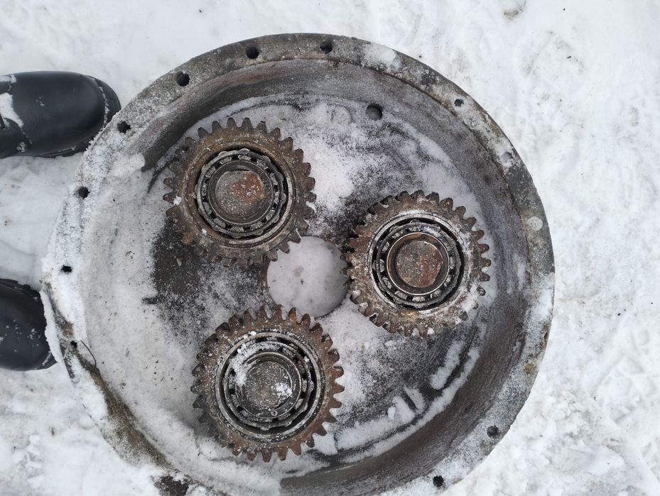 Бортовой с саталлитом ,водило к700. Кировец