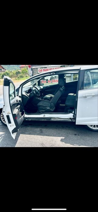 Vand Ford B-Bax 2014  2600 €