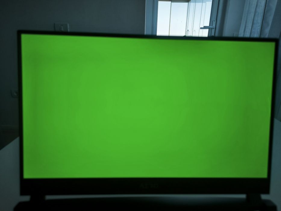 Laptop GIGABYTE AERO 15 OLED KD/RTX3060 6GB/i7-11800H/16GB RAM/3TB SSD