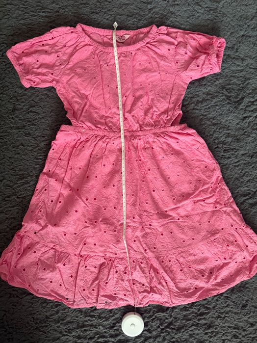Rochița roz cu detalii fetiță