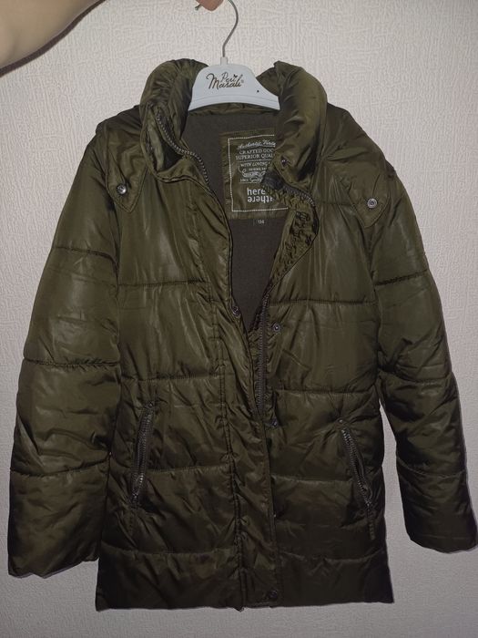 Продам демесезонную детскую куртку производство Германия. Цена 9500тг.