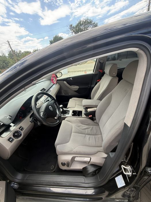 Vand sau schimb Volkswagen Passat B6 2.0 TDI • 2006