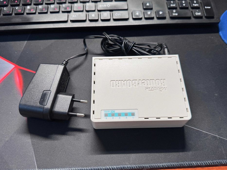 Новый роутер MikroTik hEX lite RB750r2 (микротик)