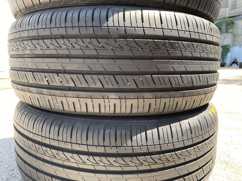 Шины 225/55/17 комплект бу кумхо
