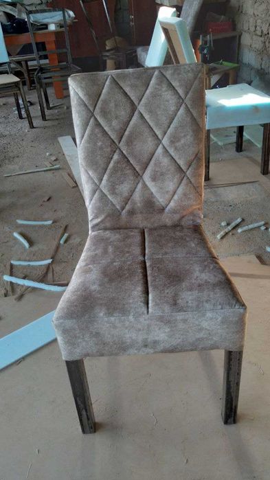 Юмшок темир стол (туйхона ва кафеларга) Сони 250 та