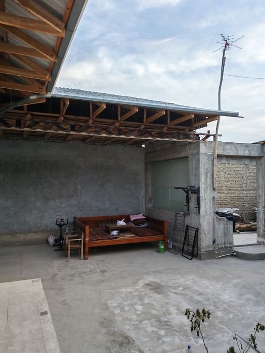 Ховли уй сотилади