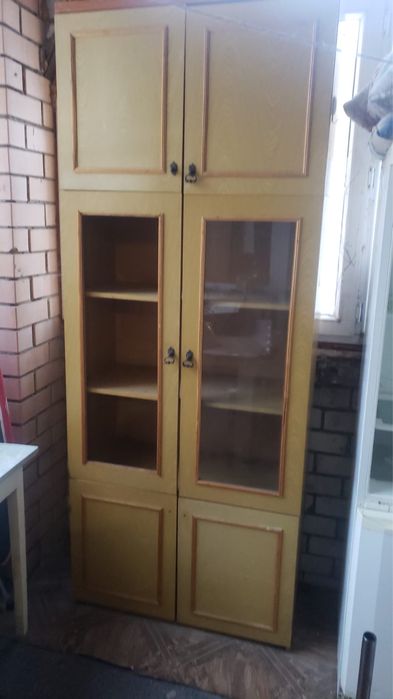 отдам бесплатно мебель