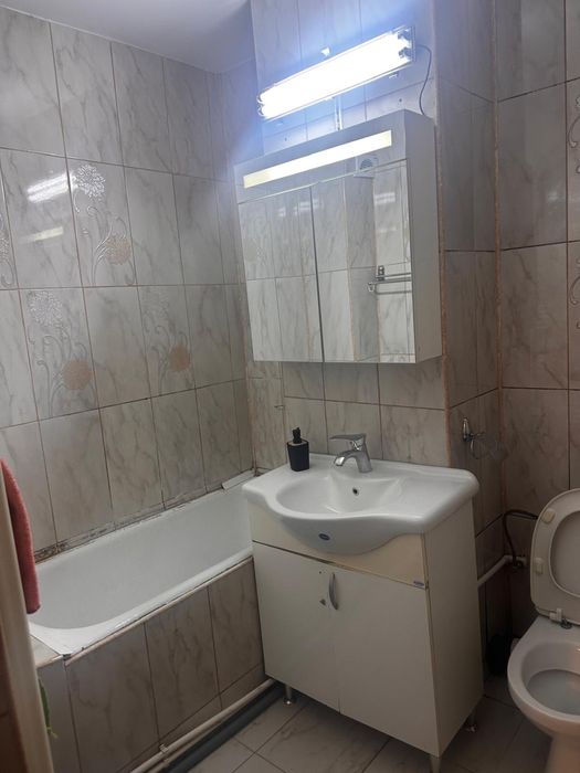 Apartament de inchiriat
