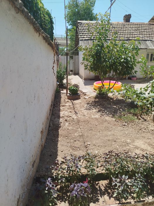 Уй 8хона сотилади