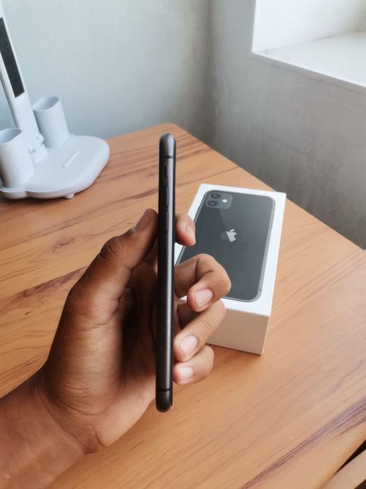 Продается iPhone 11 в хорошем состоянии