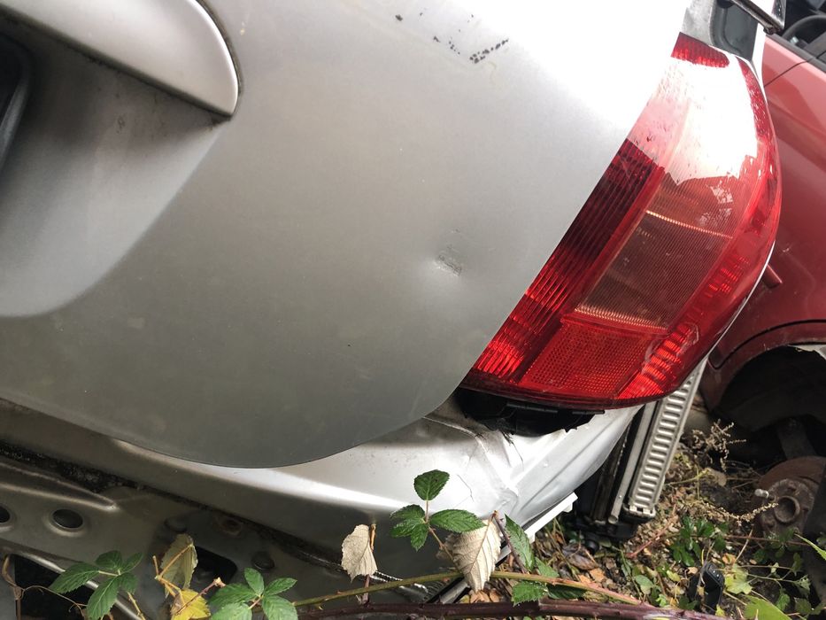 Заден капак за корола 2 вр toyota corolla