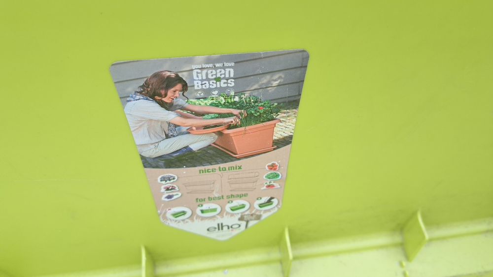 3  Jardiniere mari ( pret lot