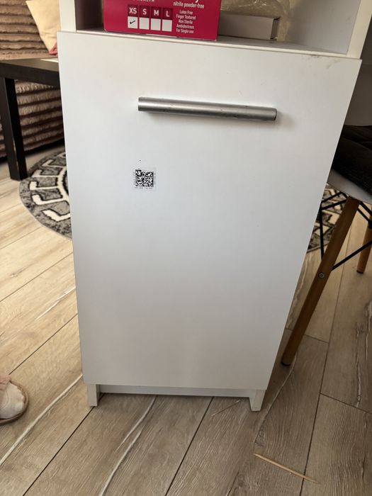 Masa manuchira cu aspirator incorporabil cu sac