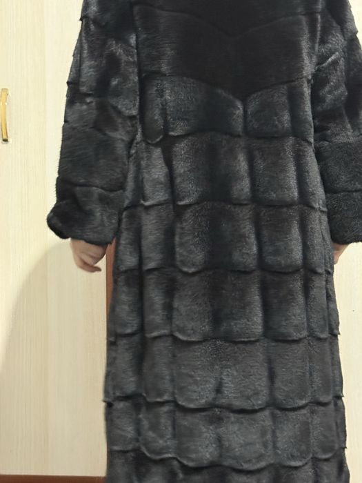 Шуба длинная тез арада сатылады