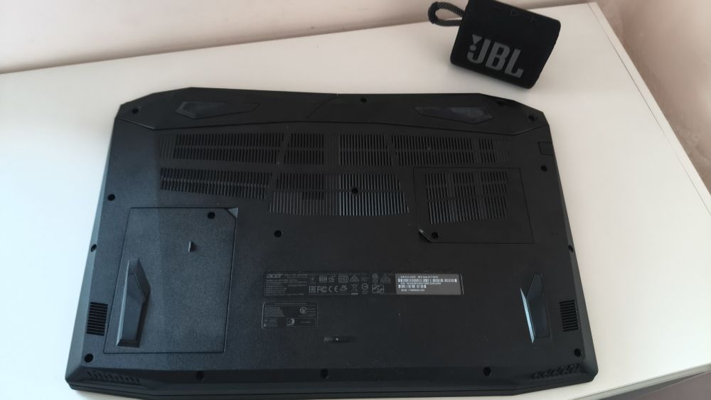 Acer Nitro 5  i5 gen8