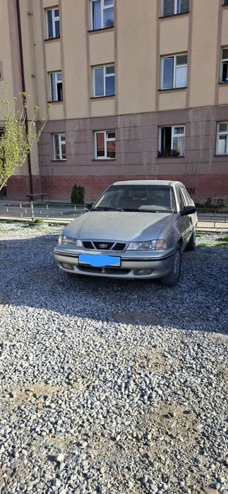 Автомобиль ДЕУ НЕКСИА