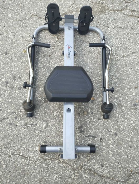 Фитнес уред -тренажор за гребане