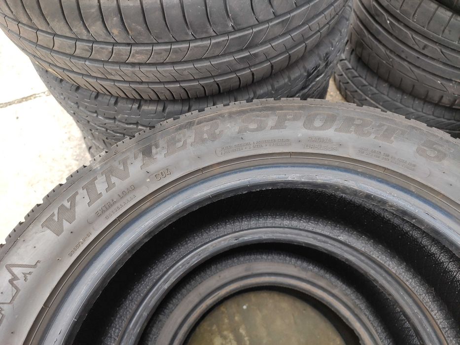 2бр Зимни гуми 215 55 17 - Dunlop - DOT 2023