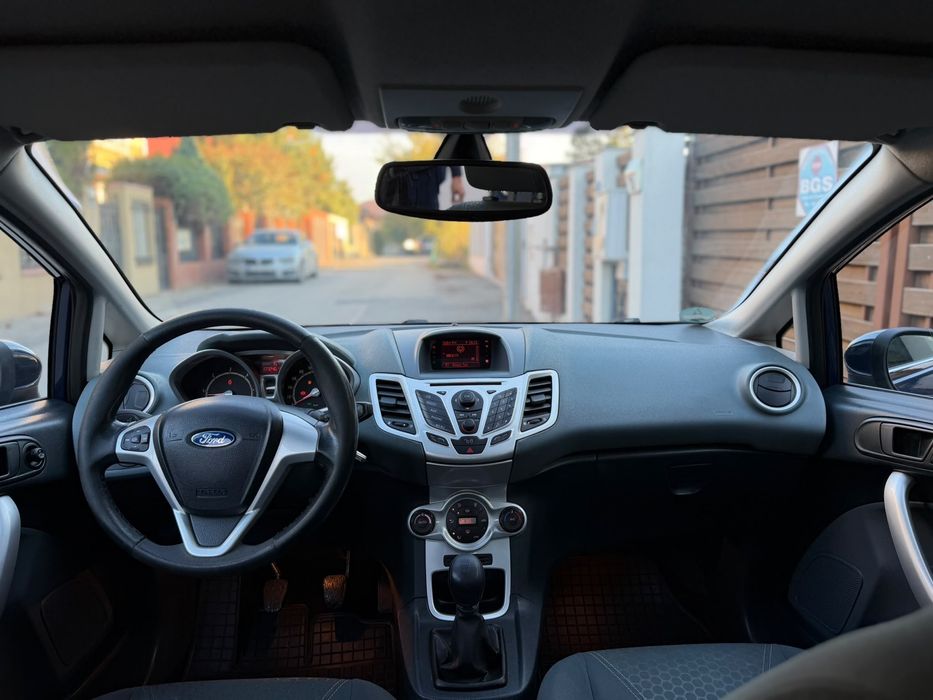 Ford Fiesta 2010 1.6 TDCI 85 CP Pachet Titanium