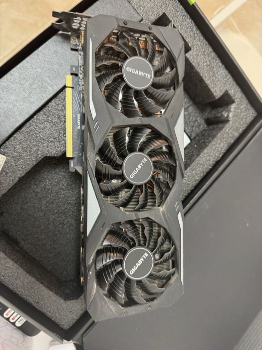 Gigabyte GeForce RTX 2070 SUPER Windforce OC 8GB GDDR6