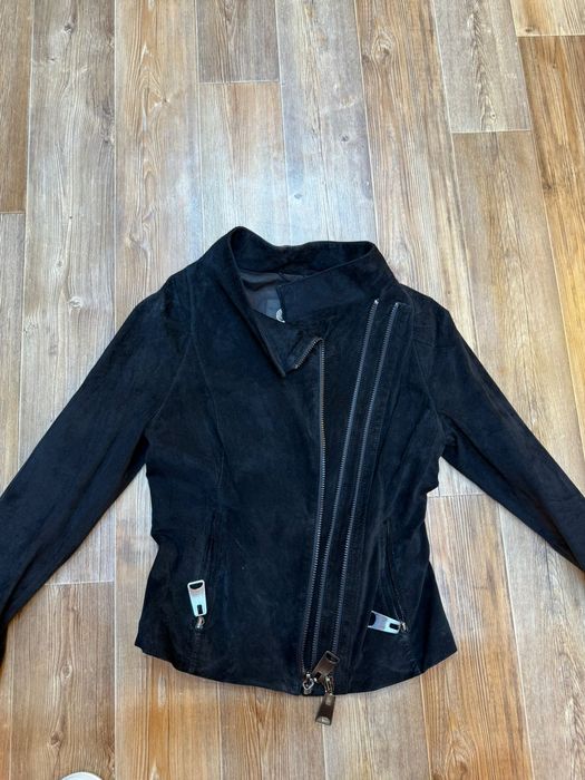 Продам куртки на 44-46 размер