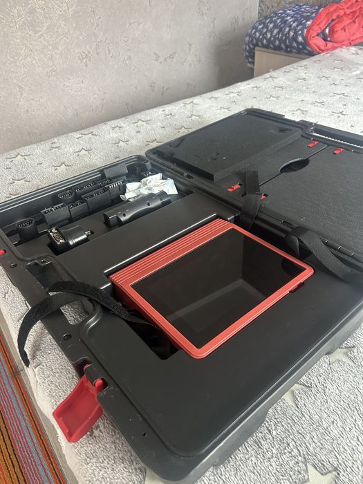 Продам сканер  launch x431 v4.0