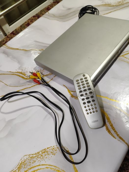 Philips DVP3011K DVD плеер