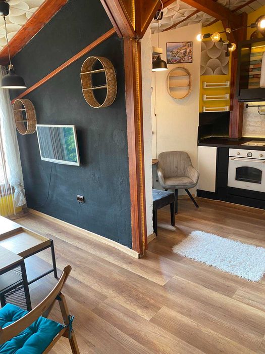 Дава се под наем Едностаен апартамент в София, Център - 32 кв.м за 504.9 € - Снимка #1