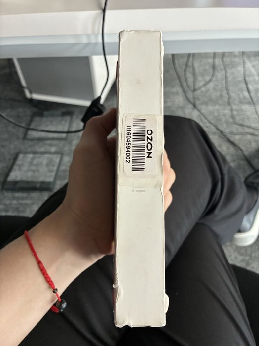 Продам новый Iphone 16 128ГБ