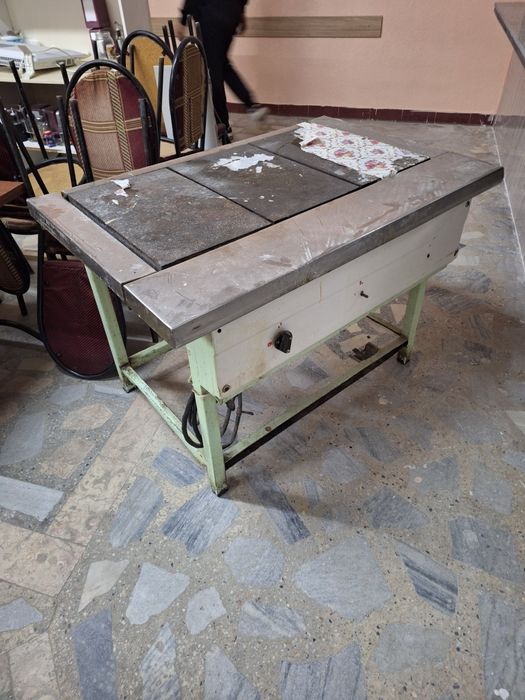 Продам электроплиту для столовой и кафе