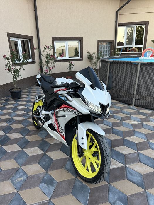 Yamaha YZF R125 custom SHARK 2020 12.000KM