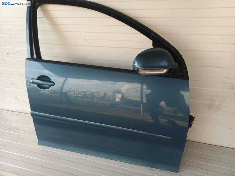 Usa Usi Portiera Portiere Dreapta Fata Dezechipata Volkswagen Golf 5 Hatchback 2004 - 2008 [L1243]