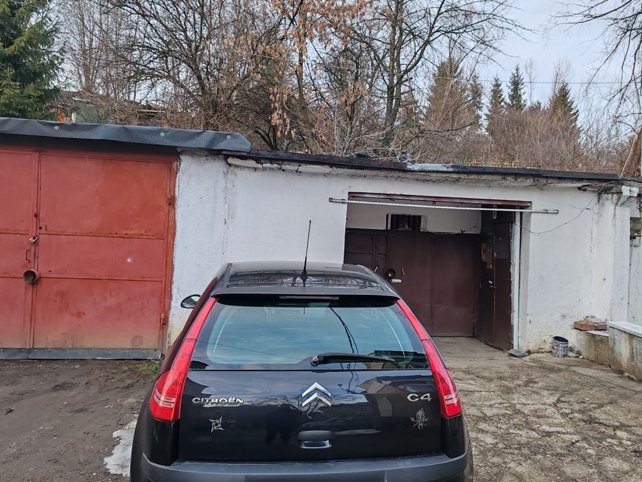 Vând Citroen C4 2008