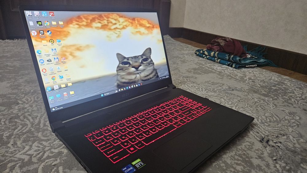 MSI Katana GF76 i7