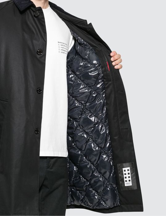 Парка Moncler нова