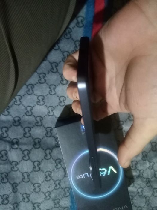 Vivo v60 Lite 3 million soʻm