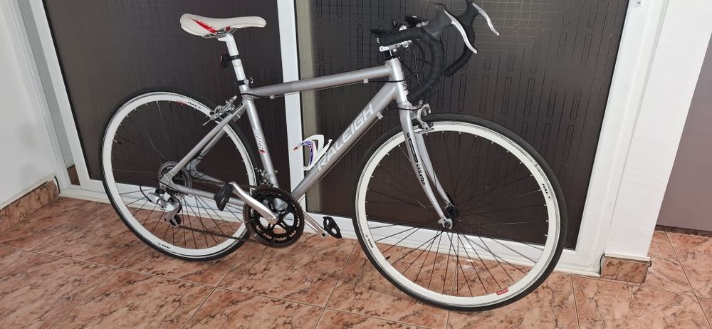 Cursieră Raleigh