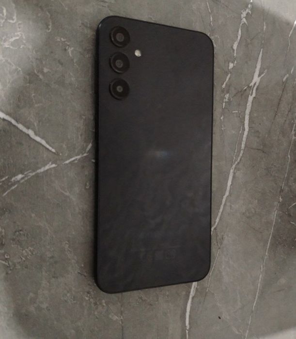 Telefon sotiladi : Samsung A24 pamyati 6/128 Gb rangi qora