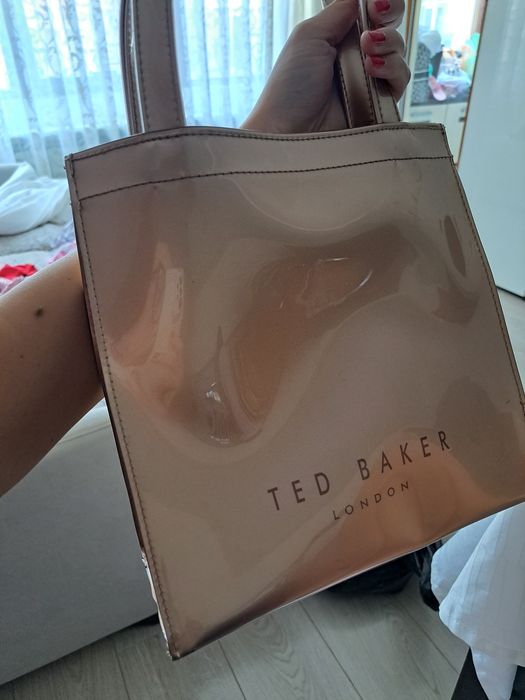 луксозни чанти маркови