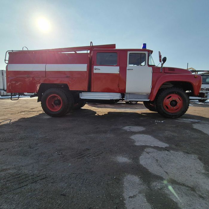 Зил-Пожарка противопожарный автомобиль
