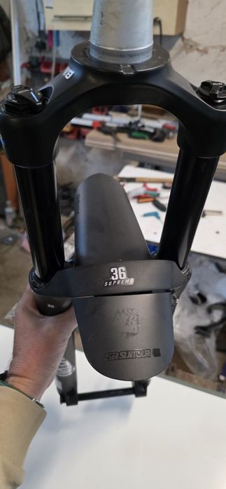 Нова suntour  Lytro 36  160mm 1.8 конус 29ка