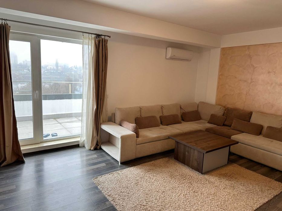 Închiriez apartament 2 camere